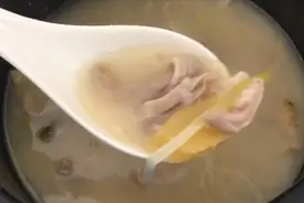 芸豆猪肚汤，可惜豆子买错了，但是味道还是杠杠的！