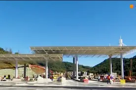 昆石高速不堪重负 省交运厅：多途径解堵进行中视频封面