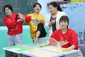 短剧：师生PK无硼砂泥搭帐篷，输的人闻2个月的臭袜子，结局谁赢视频封面