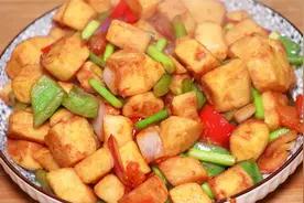 炒馒头怎么做才好吃？教你几个小技巧，个个金黄饱满，一盘不够吃视频封面