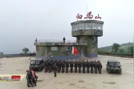 军校学员毕业前展开综合演练视频封面