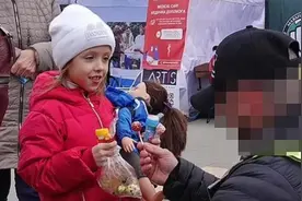 乌克兰难民有多惨？20多岁女孩售价120万，越年轻价格越高视频封面