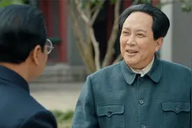 香山叶正红：文白先生威望高，主席请文白出山，加速解放新疆视频封面