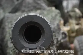 军报披露90后“金头盔”飞行员夺盔之战：摆脱锁定，驾歼16反杀视频封面