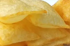 印度网红美食气泡土豆片的制作教程，制作步骤易学，口感香脆膨松视频封面