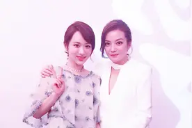 杨紫儿时到现在的偶像，演戏都是为了她，黄晓明为杨紫请闺蜜视频封面