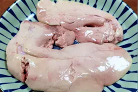 长相奇丑的安康鱼，鱼肝却是顶级美味，入口即化，炒鸡蛋吃特别香视频封面