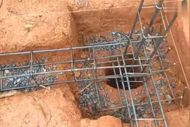 农村自建房这样打地基？网友：我家就这样的，能盖3层！视频封面