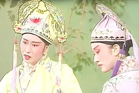 叶倩文、梅艳芳演唱黄梅调《梁山伯与祝英台》经典唱段：十八相送视频封面