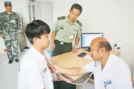 参军体检都要检查什么？最后一项让男子汉们都羞羞脸视频封面