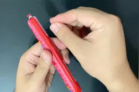 吃了20多年火腿肠，一直用牙咬，原来这里有个小机关，一撕就开视频封面