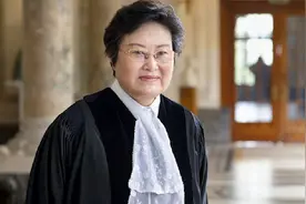 国际法院首位中国籍女法官薛捍勤连任，哥大法学博士，现任副院长视频封面