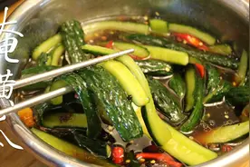 天热没食欲，李姐给家人做腌黄瓜，酸甜脆爽， 好吃下饭！视频封面