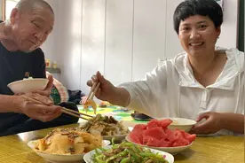 天热不想吃饭，一定试试这个凉拌酸辣土豆片，步骤简单，一学就会视频封面