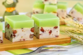 它是零食也是药！5块钱能做一大盘，通肠润便，不给娃吃太亏了！视频封面