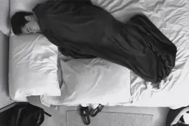 睡觉经常抽搐惊醒！是身体发出的死亡信号还是警告？视频封面