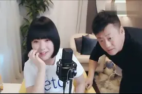 宋晓峰来二丫王悦的直播间客串，二丫：你来干啥，晓峰：我刚睡醒视频封面
