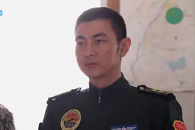陆军：营长当着所有人的面，试飞横滚，结果奇迹发生了视频封面