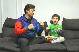 防疫儿歌来接龙，父子俩一起来唱《防疫拍手歌》！视频封面