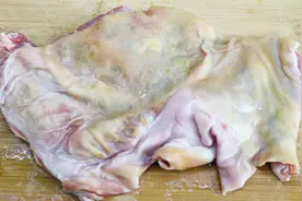 红烧羊肉千万不要乱烧，按照这个步骤来，保证软烂鲜香没有膻味视频封面