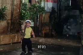 安乐战场：小矮人去厕所迎客人，迎出来的却是歹徒，这种操作也行视频封面