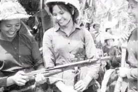中越战争结束后，这6名女俘虏被放回国，中国是如何处理她们的。视频封面