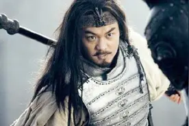 曾经打败曹操的马超为何在投奔刘备后默默无闻？视频封面