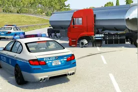 赛车游戏 模拟驾驶警车穿越盘山公路视频封面