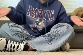 拼多多上一百块钱淘了一整套衣服，感觉物价回到十年前，赚到了！视频封面
