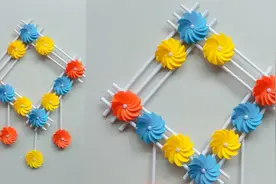 宝宝学折纸：教你把废纸变成漂亮的折纸花挂饰，挂在墙上太美了！视频封面