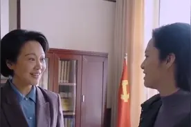 姚晨闫妮那些趣事合集，两人同框拍戏，闫妮：你官比我大我不高兴视频封面