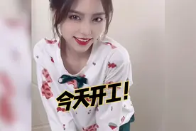 盘点各大美女黑丝变装合集视频封面