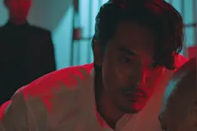 《我们爱过吗》韩国黑帮大佬讲粤语，用最撇语气讲最狠的话，爆笑视频封面