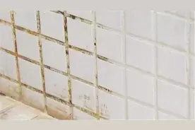 地板砖缝隙又黑又脏怎么办？只需一招，成本5毛钱，就能干净如新视频封面