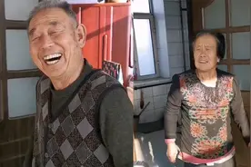 北漂女孩瞒着爸妈偷偷回家 妈妈一句话让人直呼“这就是当妈的”视频封面