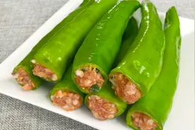 最近青椒这种做法火了，饭店一盘卖58，在家成本不到5元，真解馋视频封面