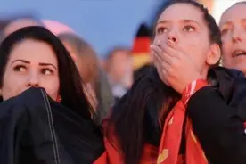 美国姐妹第一次来中国，直言中国人真疯狂：你们管这叫车库？视频封面