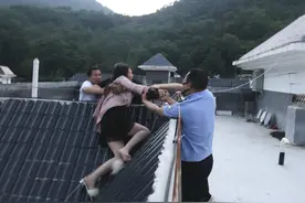 山阳小河派出所成功营救一名轻生妇女视频封面