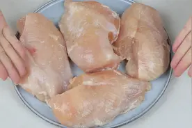 买鸡胸肉时，聪明人碰到这3种扭头就走，超市员工：从不给家人吃视频封面