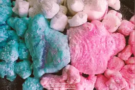 放松一下，肥皂渣不要丢，捏成皂球，微一下，减压玩具自己制视频封面