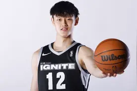 钉板大帽！正负值最高！回顾曾凡博发展联盟惊艳首秀视频封面