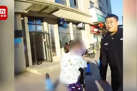 后怕！男童走失妈妈竟然没报警：听说不到24小时不能报警视频封面