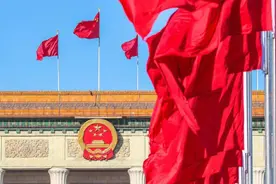 胡劲军、邢博被任命为中央广播电视总台副台长视频封面