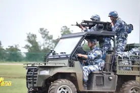 直击演训场丨空军空降兵某旅检验全要素实战能力视频封面