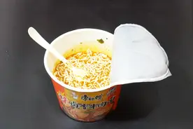 这才是泡方便面的正确方法，好吃劲道不油腻，学会我也要试试