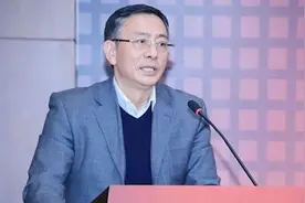 央行辟谣：网传陈耀明私印同号钞2万亿系谣言，已报案视频封面