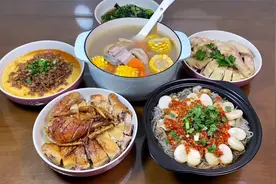 家婆带只鸡上来，简单做个一鸡两吃，五指毛桃焗鸡真香，太下饭了视频封面