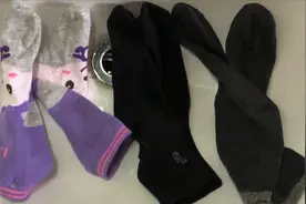 男生洗袜子原来真的会硬板板！不是骗人的视频封面