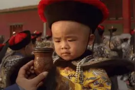 溥仪这辈子最难启齿的一个秘密，难怪当年死活不愿娶婉容文绣！视频封面