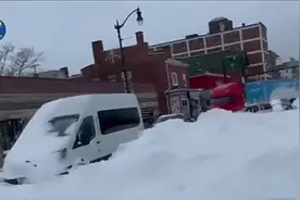 美国暴风雪致63人丧生，纽约州布法罗受灾严重，"半世纪最糟天气"视频封面